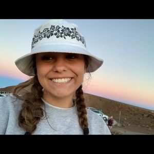 Meet your Posher, Reece